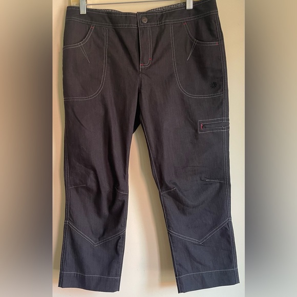 Athleta Cropped Pants Active Size 10 Black Cute - Picture 1 of 5